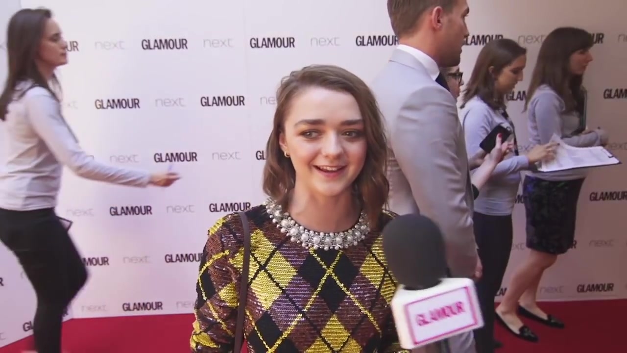 Maisie_Williams_Game_of_Thrones_Interview_Glamour_Awards_2015_194.jpg