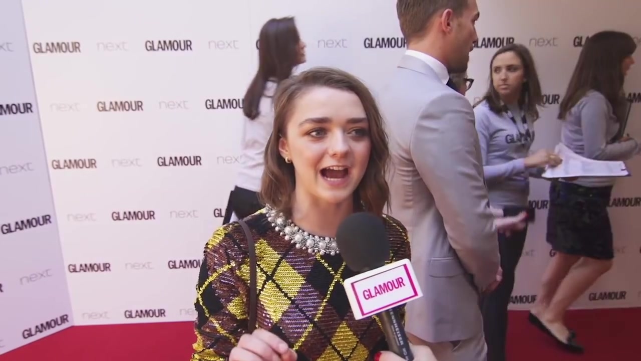 Maisie_Williams_Game_of_Thrones_Interview_Glamour_Awards_2015_200.jpg