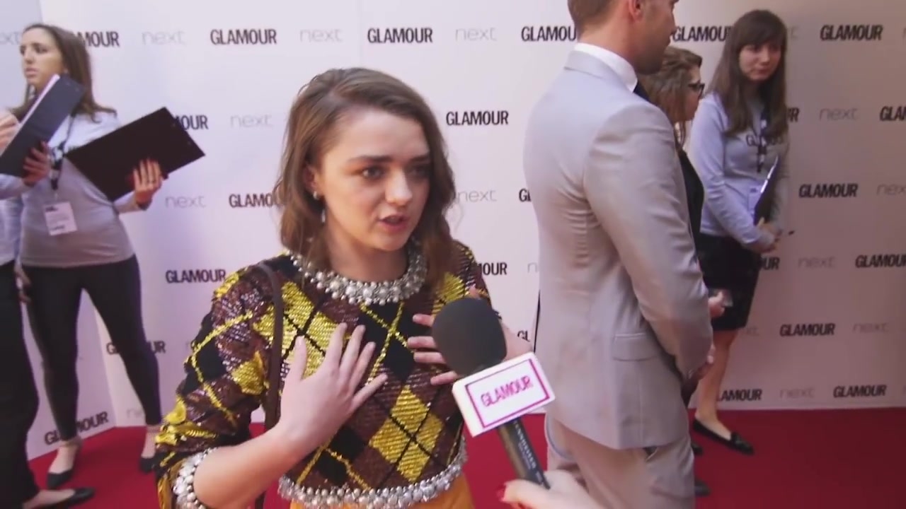 Maisie_Williams_Game_of_Thrones_Interview_Glamour_Awards_2015_224.jpg
