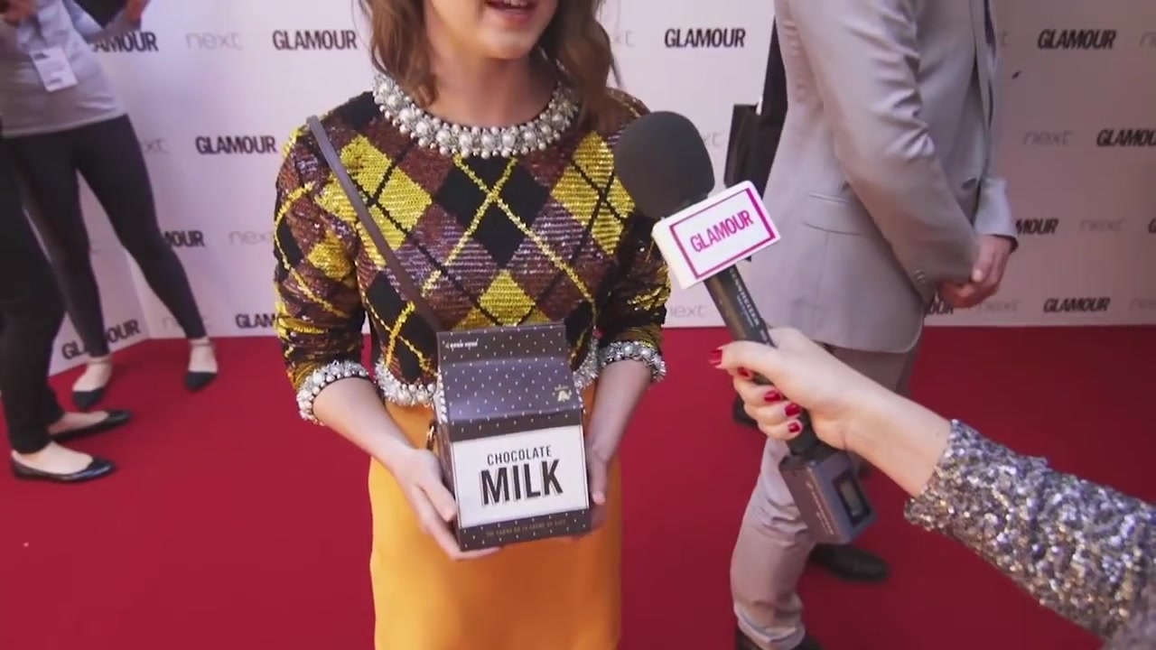Maisie_Williams_Game_of_Thrones_Interview_Glamour_Awards_2015_245.jpg