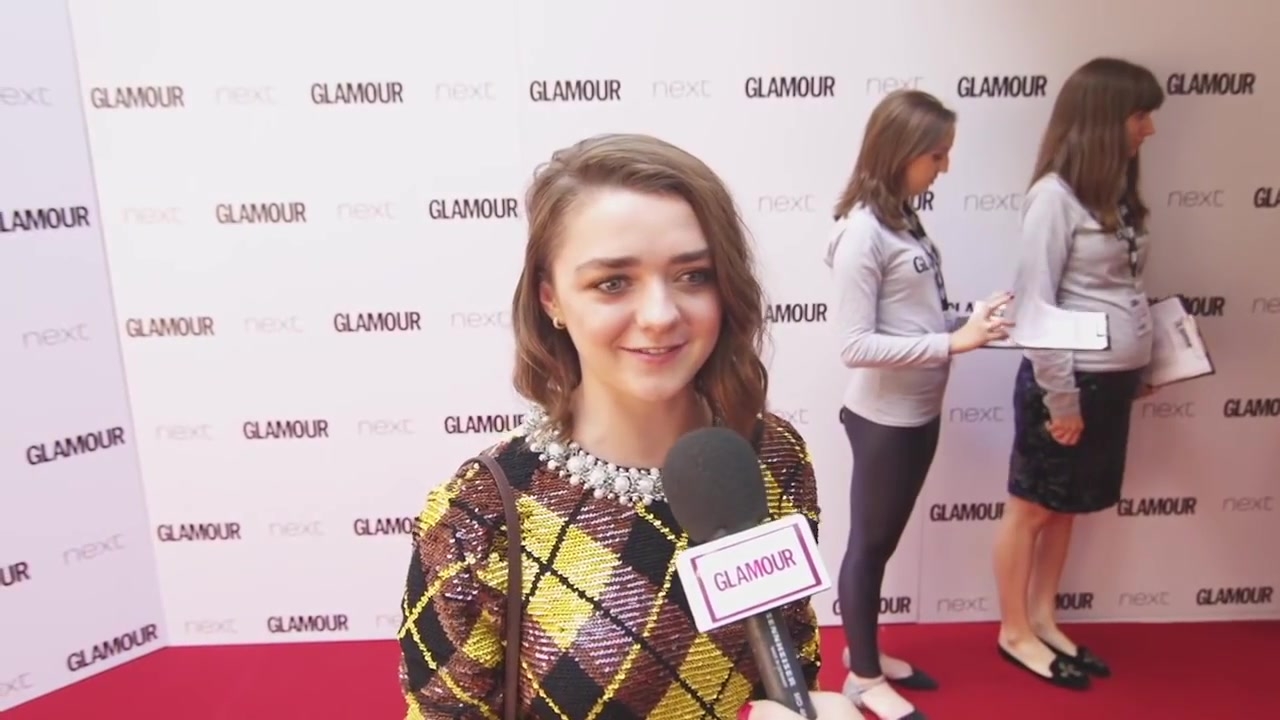 Maisie_Williams_Game_of_Thrones_Interview_Glamour_Awards_2015_34.jpg