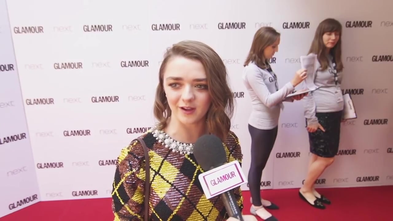 Maisie_Williams_Game_of_Thrones_Interview_Glamour_Awards_2015_40.jpg