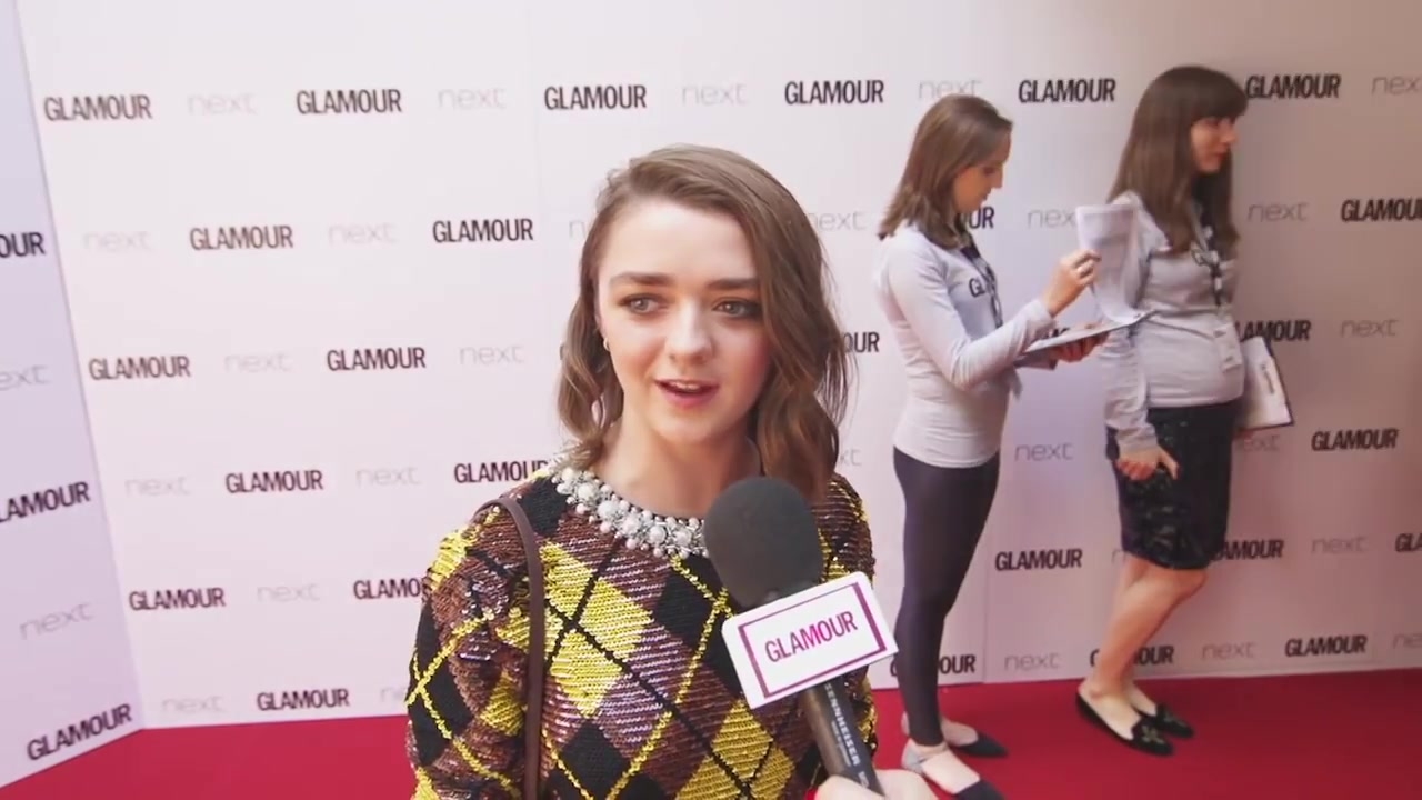 Maisie_Williams_Game_of_Thrones_Interview_Glamour_Awards_2015_41.jpg