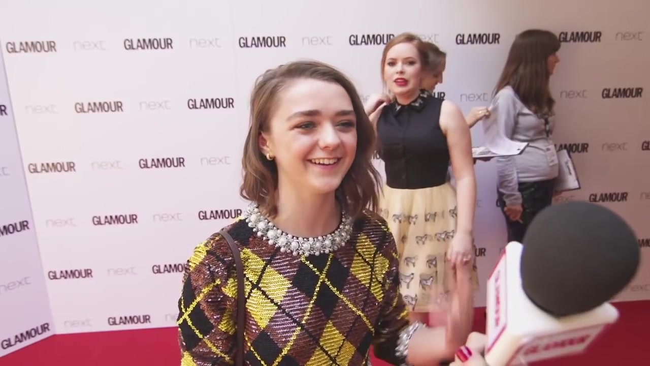 Maisie_Williams_Game_of_Thrones_Interview_Glamour_Awards_2015_56.jpg