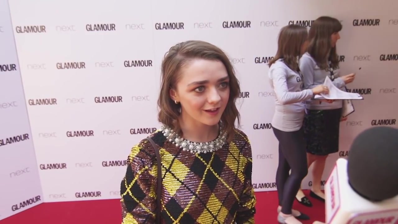 Maisie_Williams_Game_of_Thrones_Interview_Glamour_Awards_2015_72.jpg