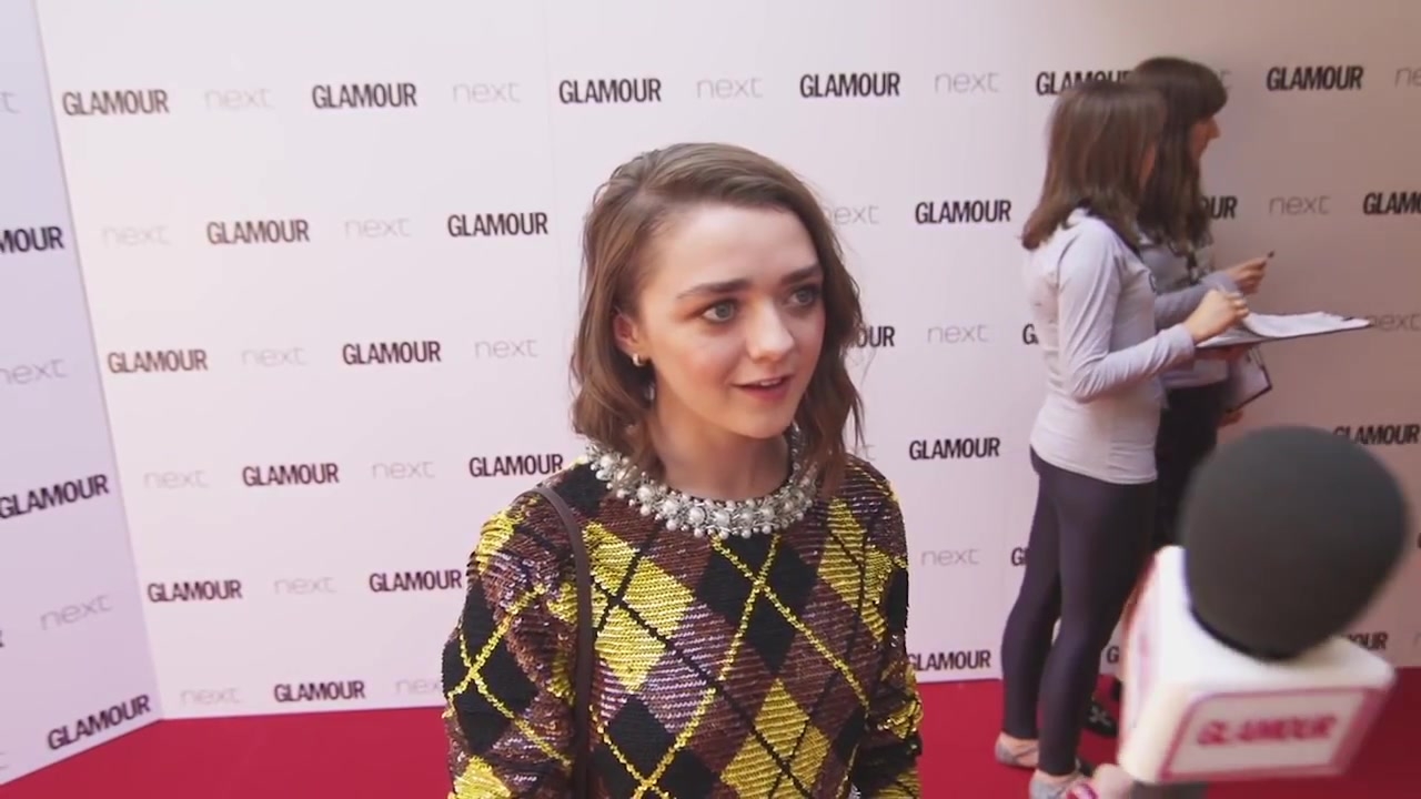 Maisie_Williams_Game_of_Thrones_Interview_Glamour_Awards_2015_75.jpg