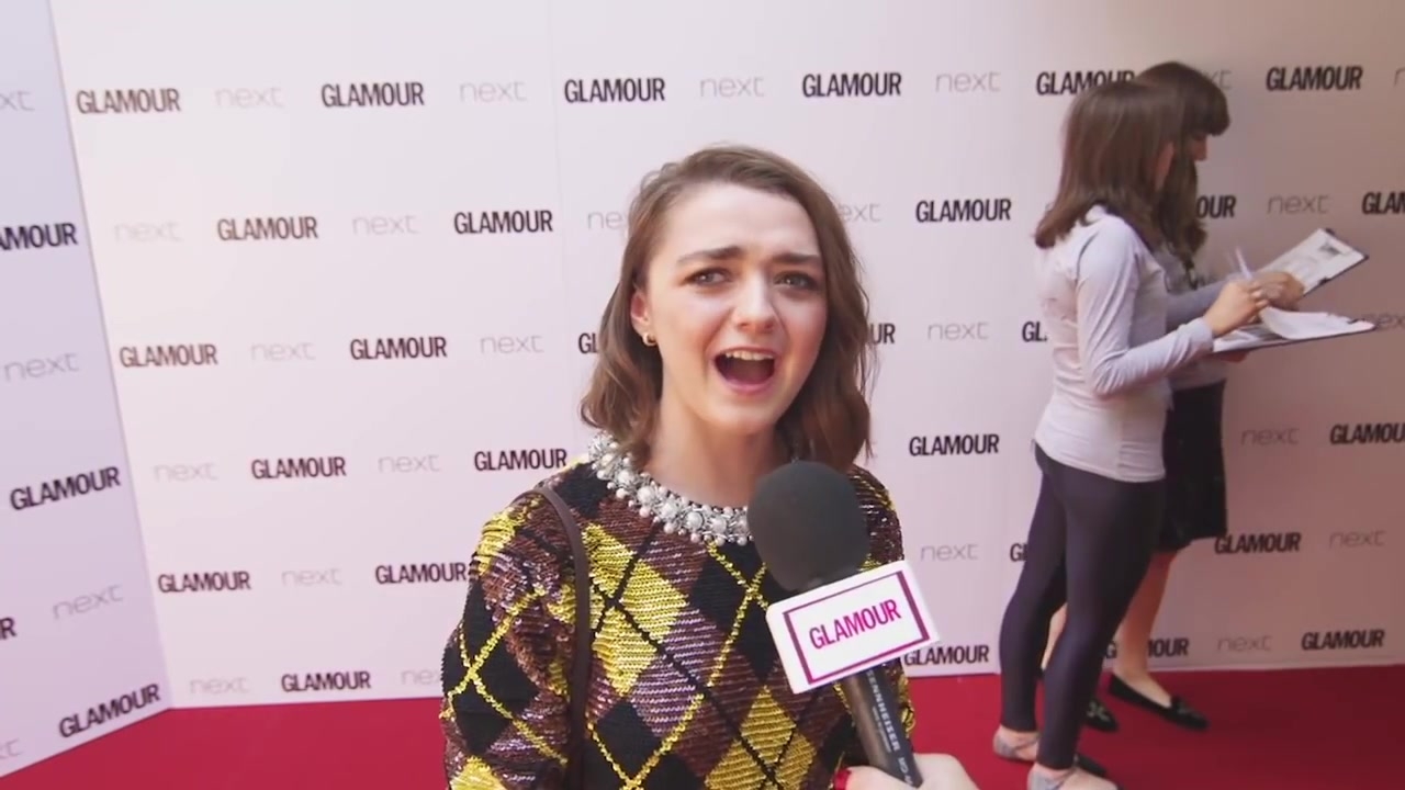 Maisie_Williams_Game_of_Thrones_Interview_Glamour_Awards_2015_80.jpg