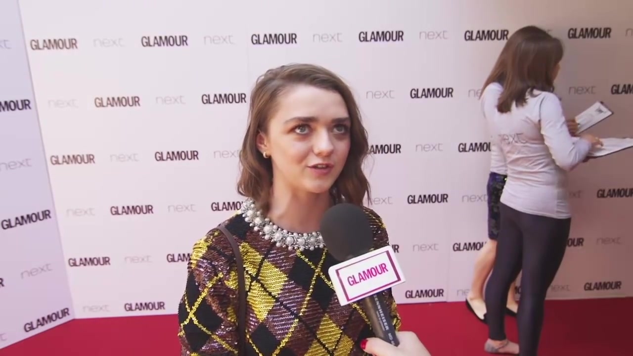 Maisie_Williams_Game_of_Thrones_Interview_Glamour_Awards_2015_98.jpg